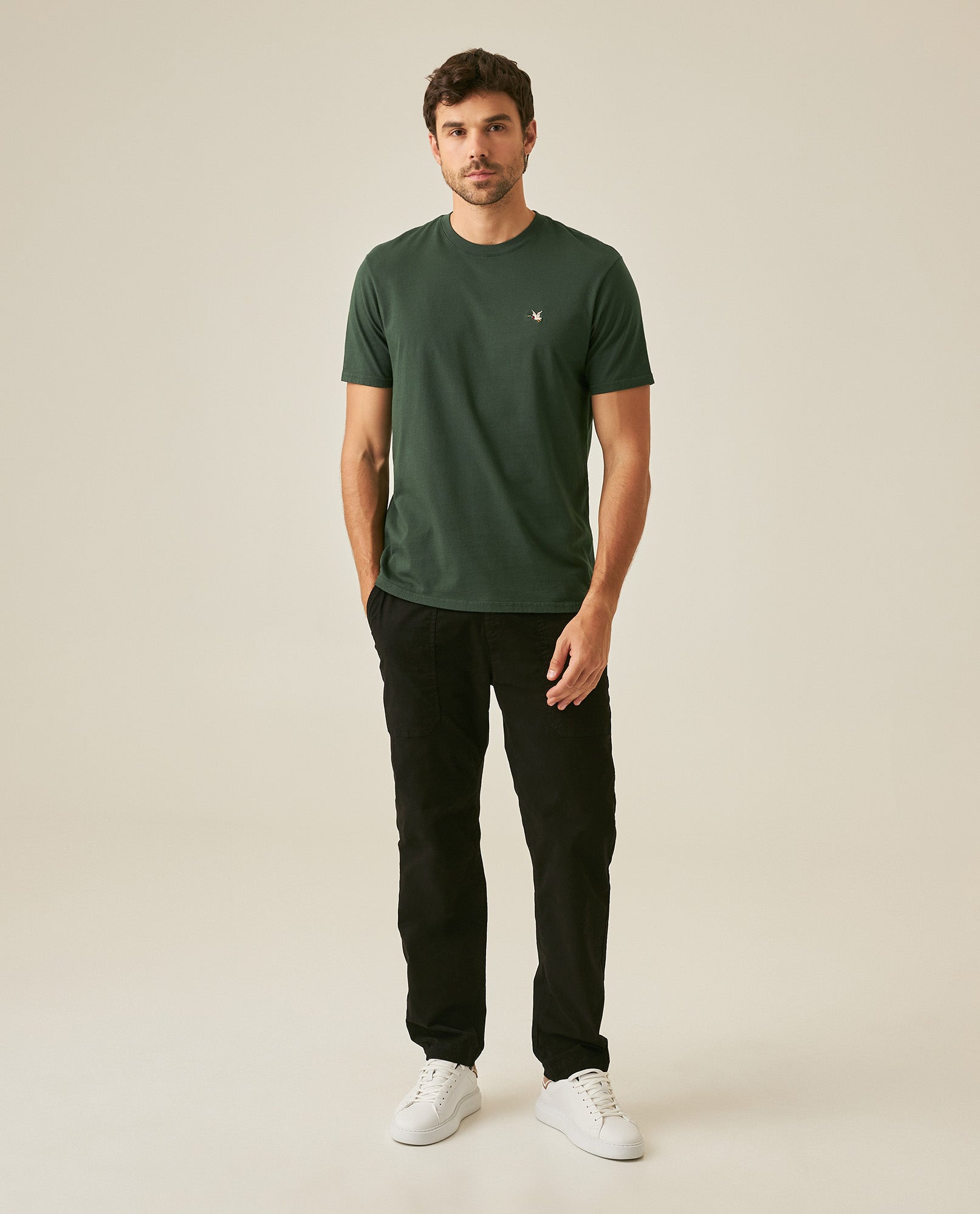 Men's T-Shirt Slim Fit Short Sleeve Crewneck Cotton Vibrant Embroidered Duck Heart Point Chest - Dark Green