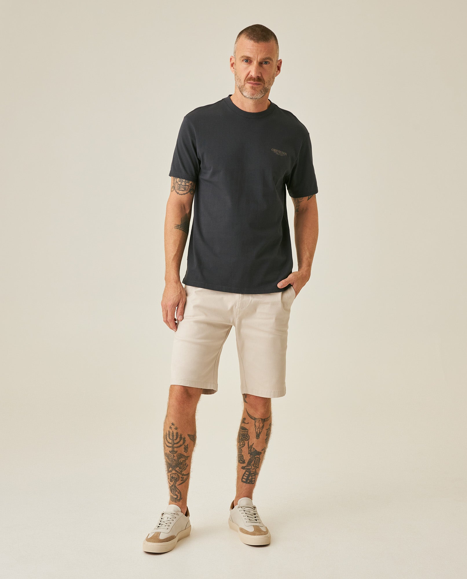 Men's T-Shirt Classic Fit Short Sleeve Cotton Jersey Polonia Rustic Vintage Heart Point Print Back Appliqué - Gray